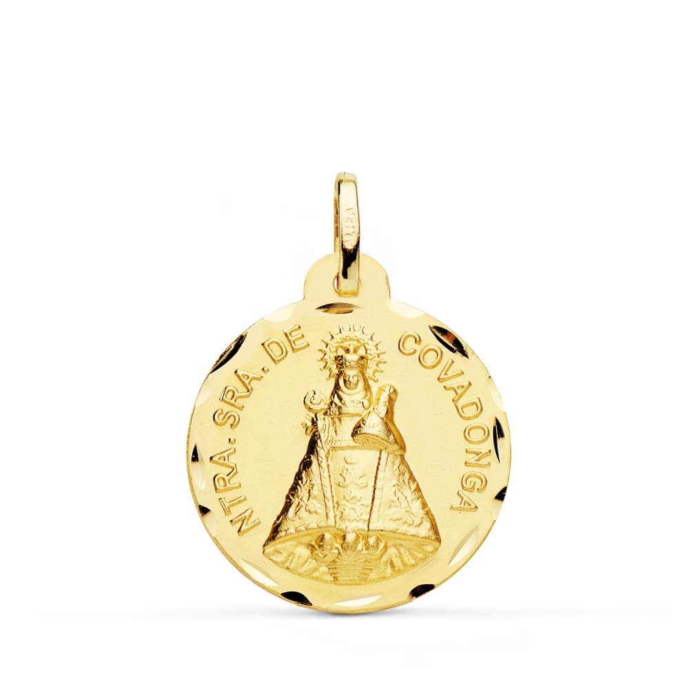 18K Medal of the Virgin of Covadonga 22 mm Carved