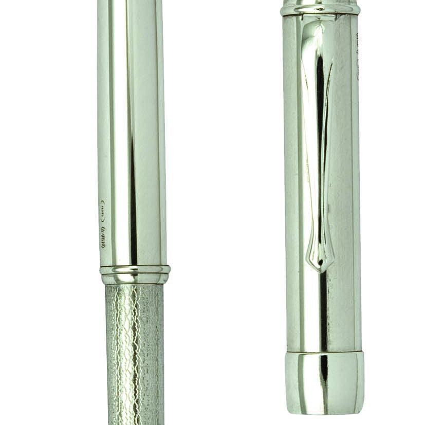 Pluma estilográfica de plata de ley de acabado liso
