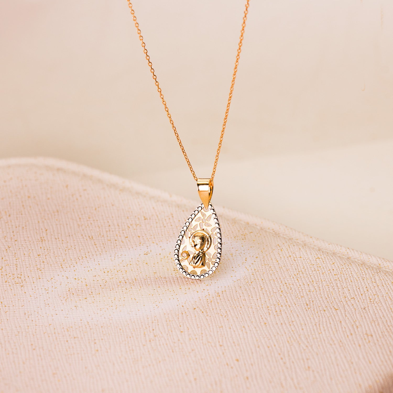 18K Bicolor Gold Medal Virgin Girl Hollow Carved Edges 19x12 mm