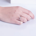 18K White Gold Solitaire Brilliant Cut Diamond 0.100 Qts. Si-H