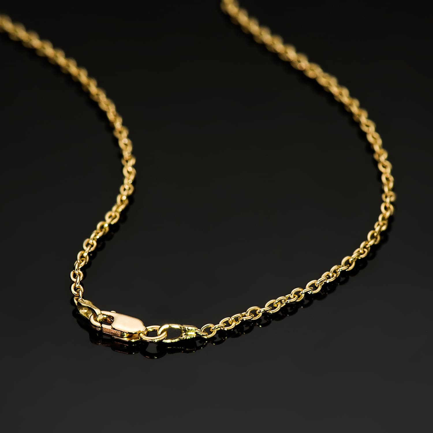 18K Yellow Gold Solid Forced Chain Width: 1.9mm Length: 60 cm