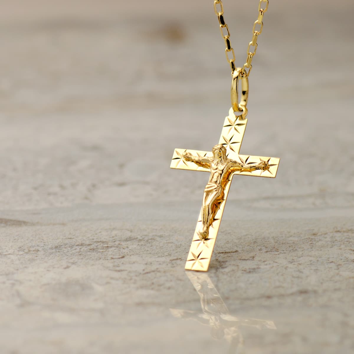18K Yellow Gold Cross with Carved Christ 34x19 mm