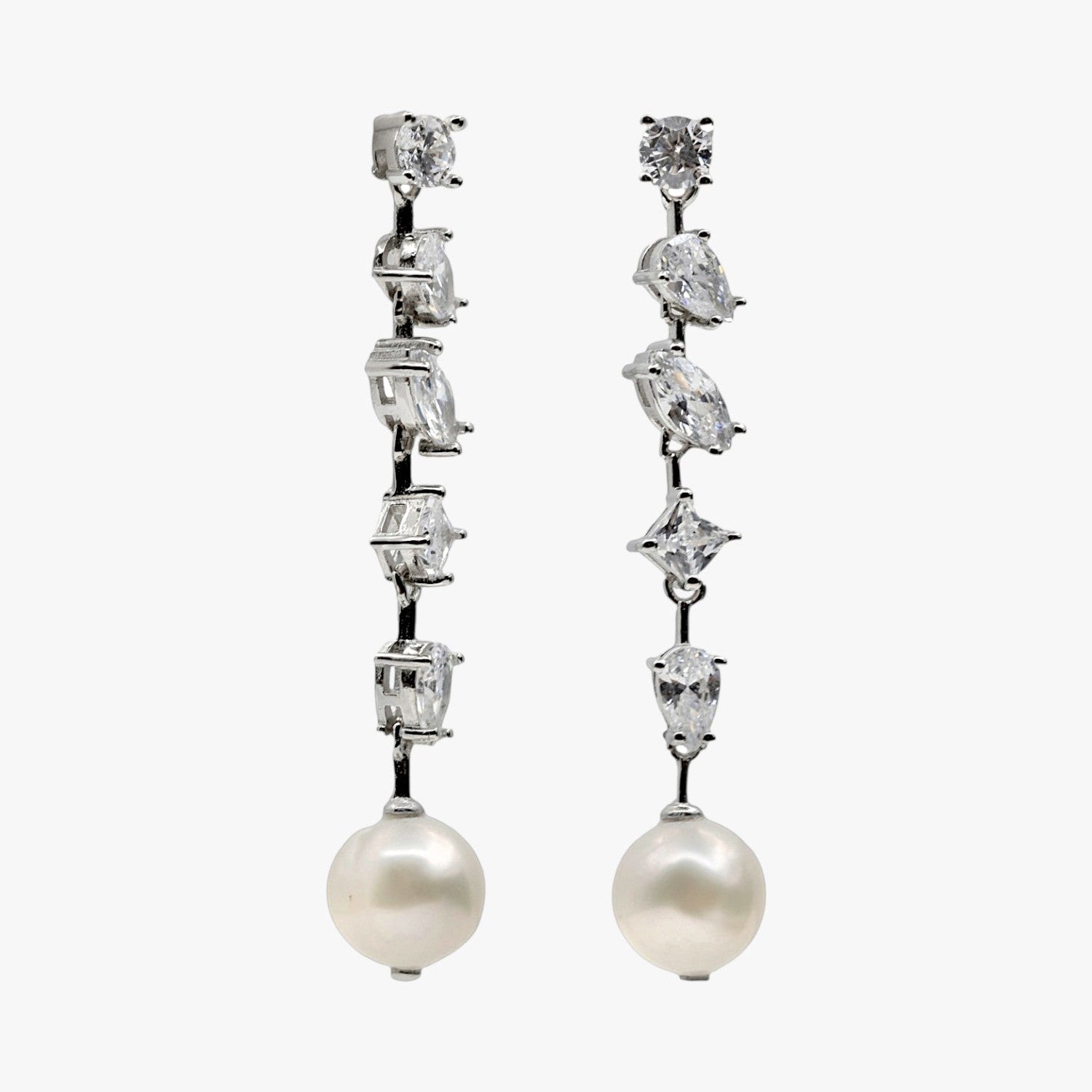 Pendientes largos de novia de plata con circonitas irregulares y perla