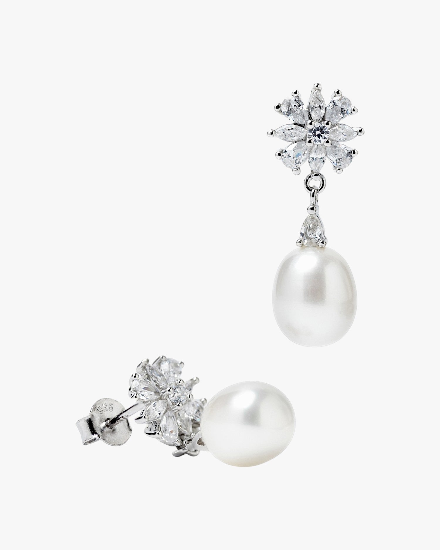 Pendientes de plata con flor de circonitas y perla natural barroca
