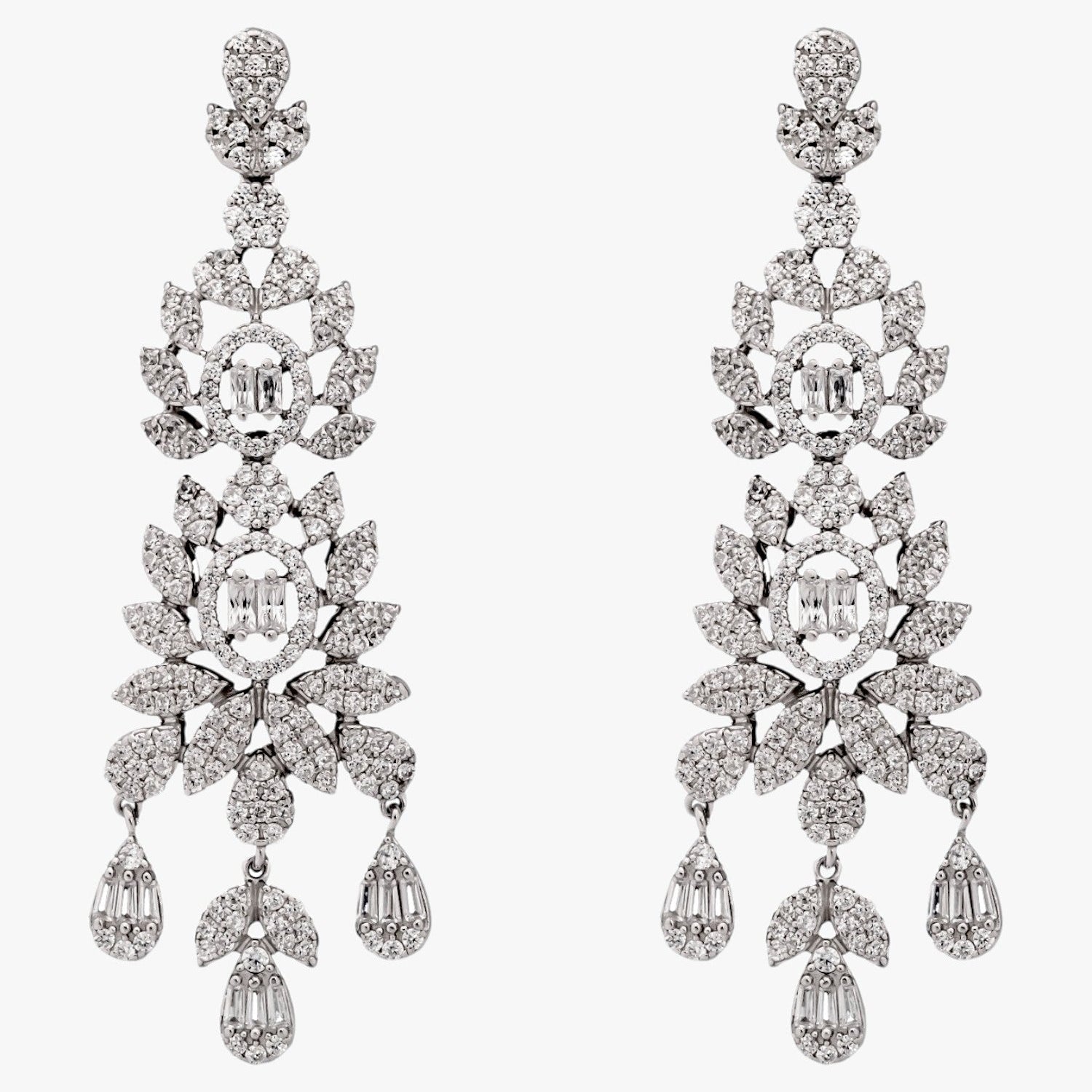 Pendientes de novia florales en plata con circonitas y lágrimas colgantes