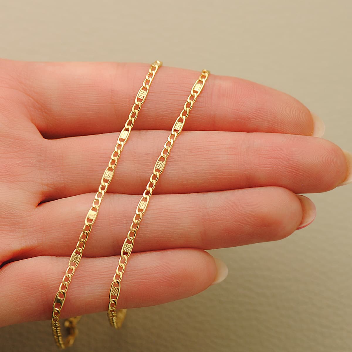 18K Yellow Gold Combined Hollow Chain 3x1. Length 50 cm Width 2 mm