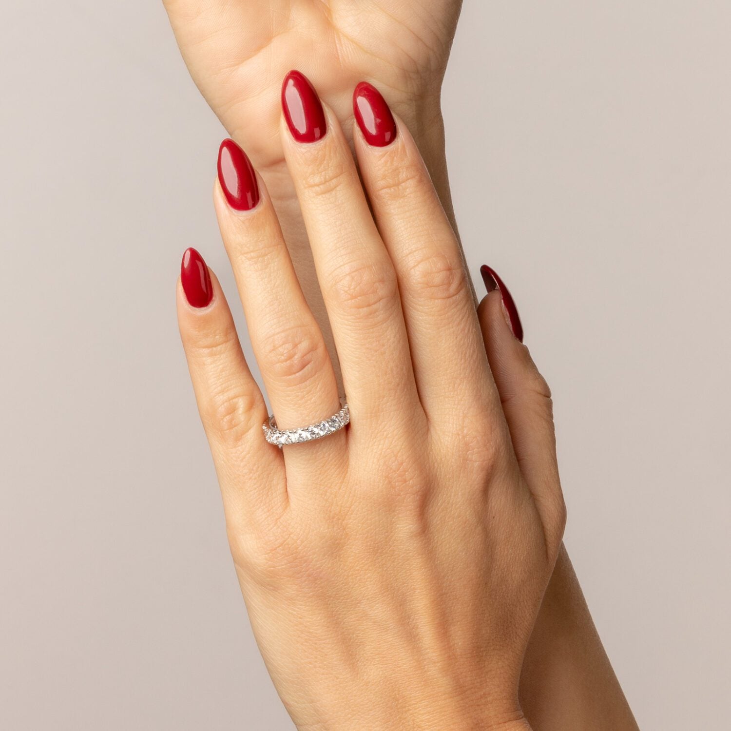 Alliance with 3 mm cubic zirconia