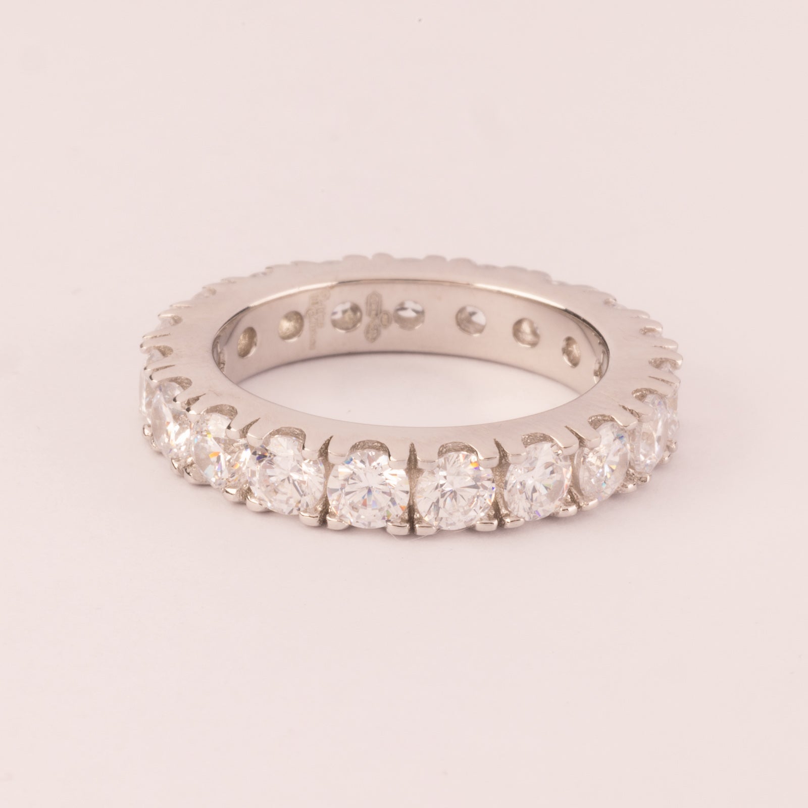 Alliance with 4 mm cubic zirconia