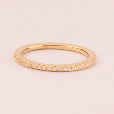 Alliance with 1.5 mm zircons plated in 18k gold