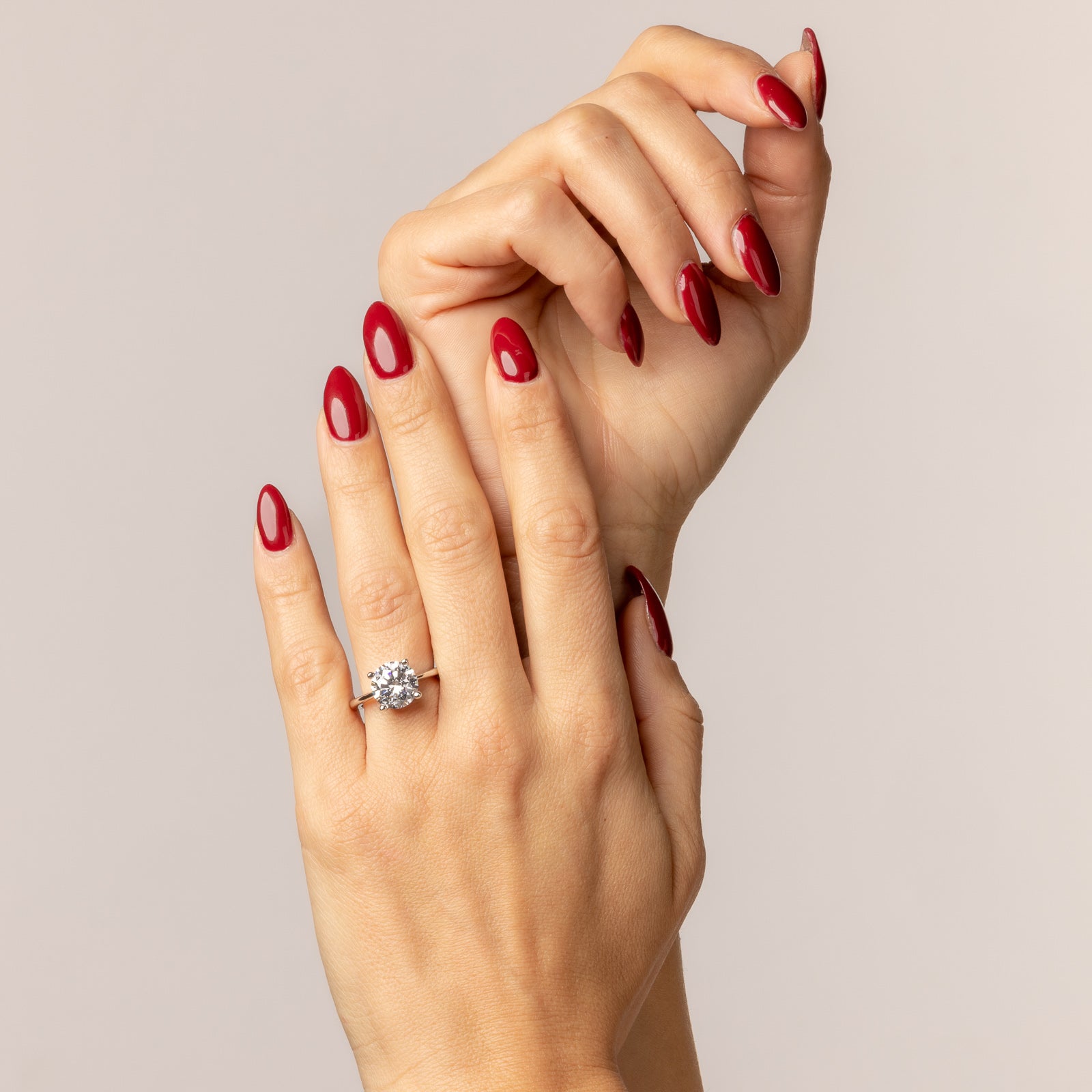 Solitaire 4 claws with 10 mm cubic zirconia plated in 18k gold