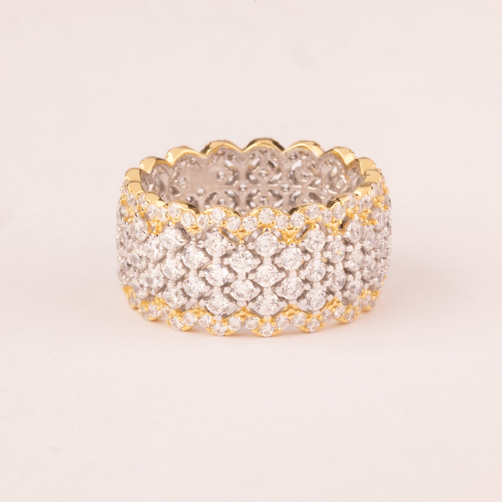 Low mesh bicolor ring