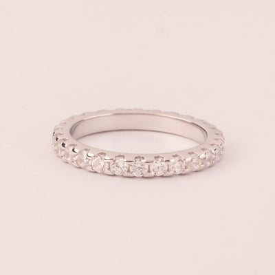 Wedding ring with 2 mm zircons