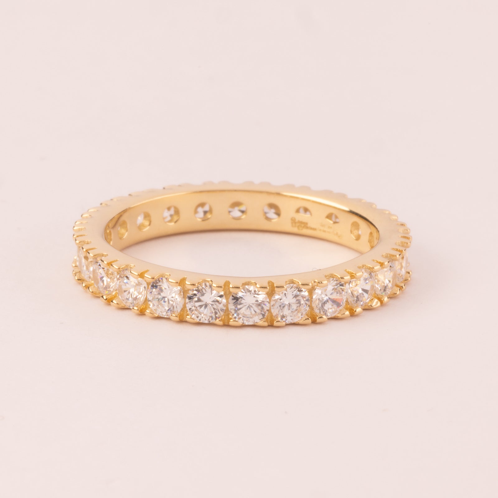 Alliance with 2.5 mm cubic zirconia, 18k gold plated
