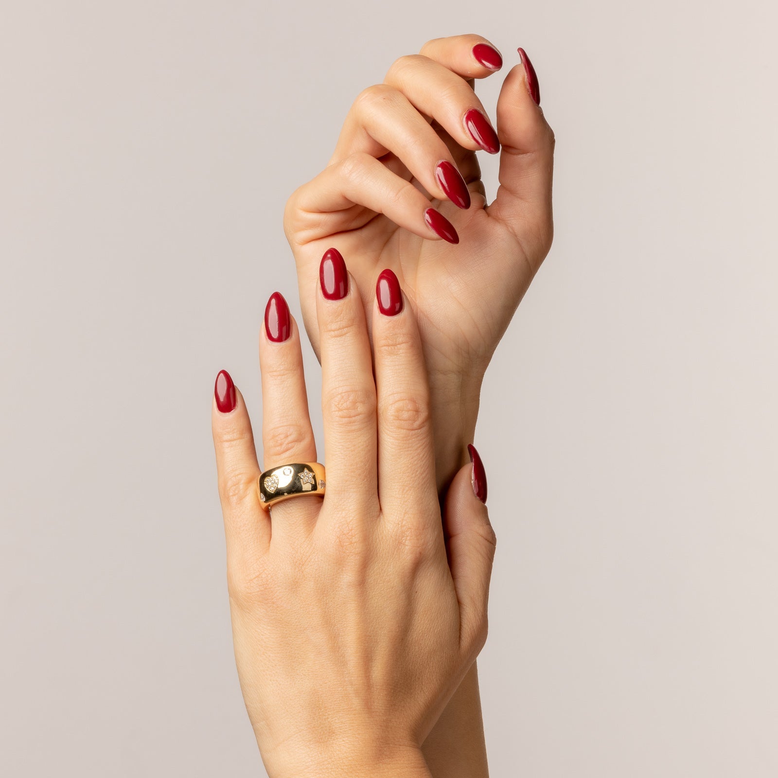 Band ring with multiform cubic zirconia pavé plated in 18k gold