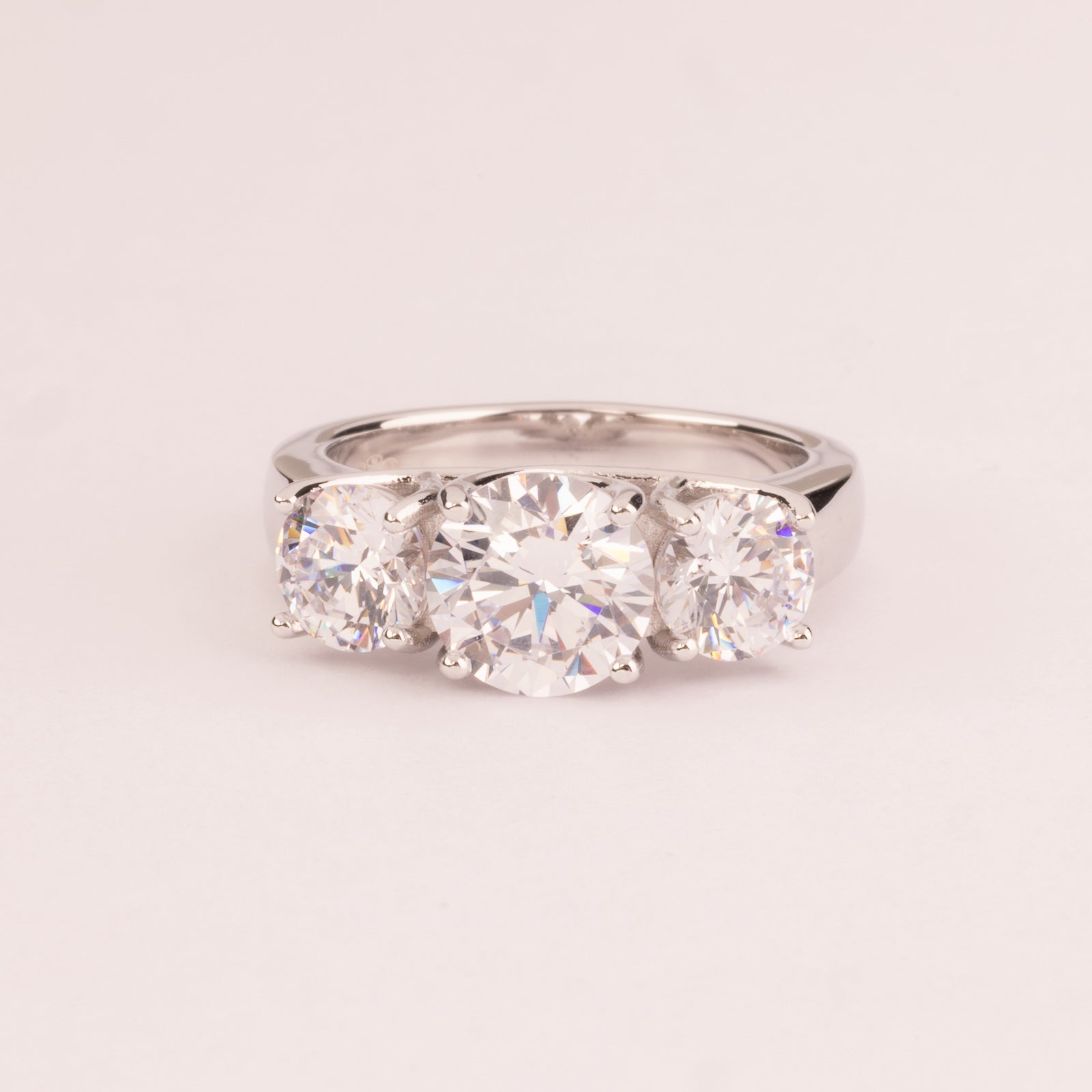 Trilogy with 8 mm hub