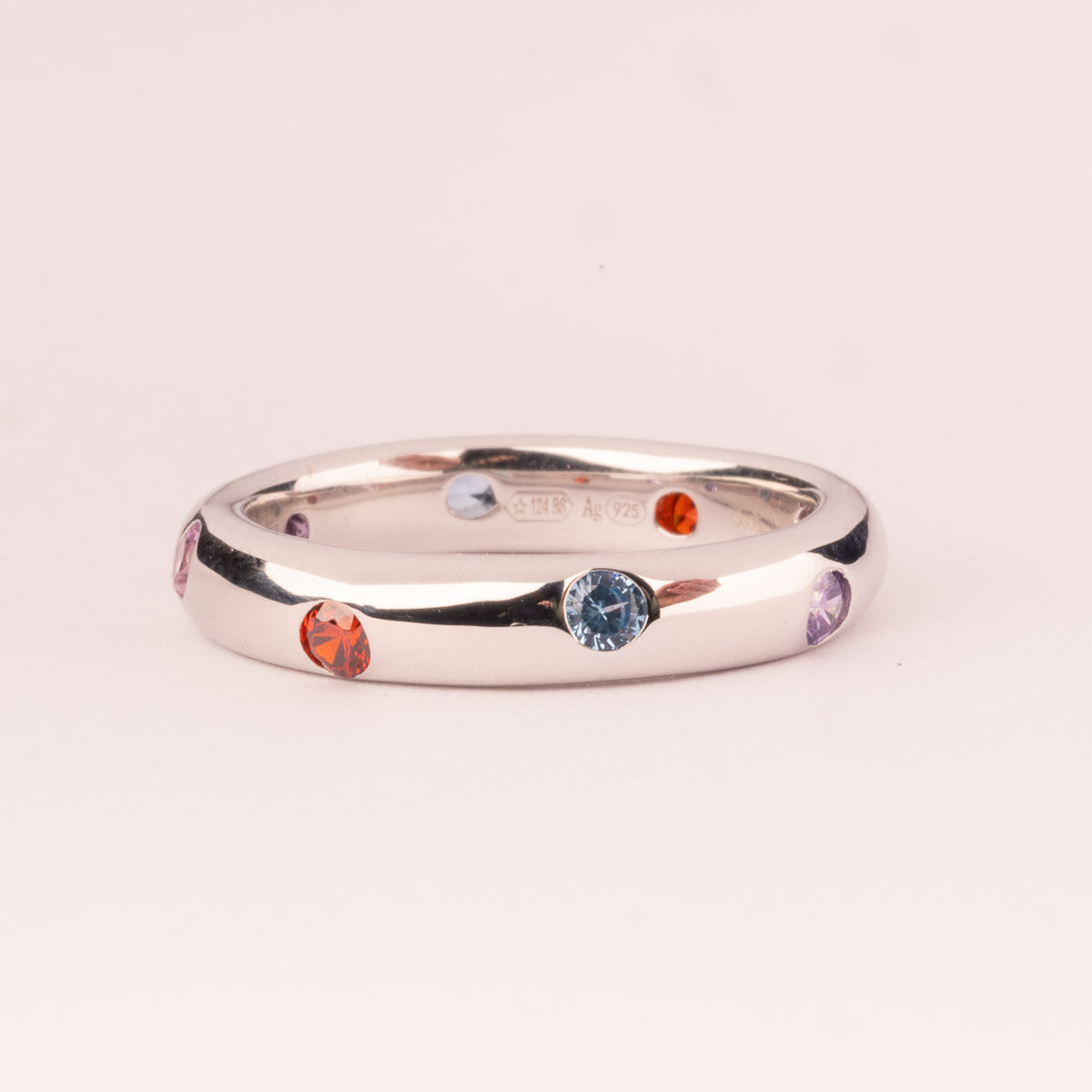 Smooth ring with colored zirconias