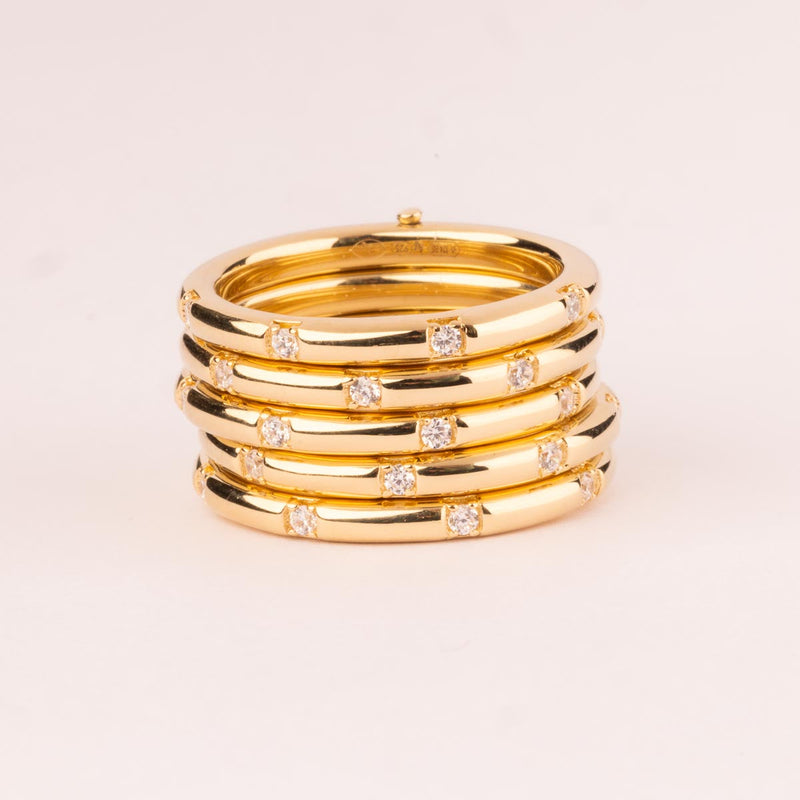 Bague multi avec zircons blancs plaqués or 18 carats
