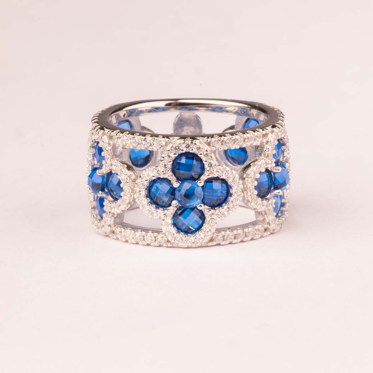 Sapphire Color Flower Band Ring