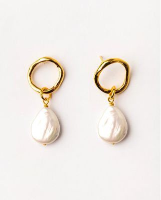 Pendientes Flipa Perla Bañados en Oro 18k