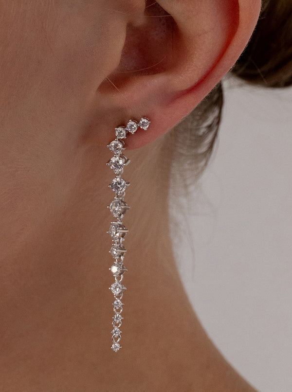Pendientes largos de plata brillantes estilo novia colgantes