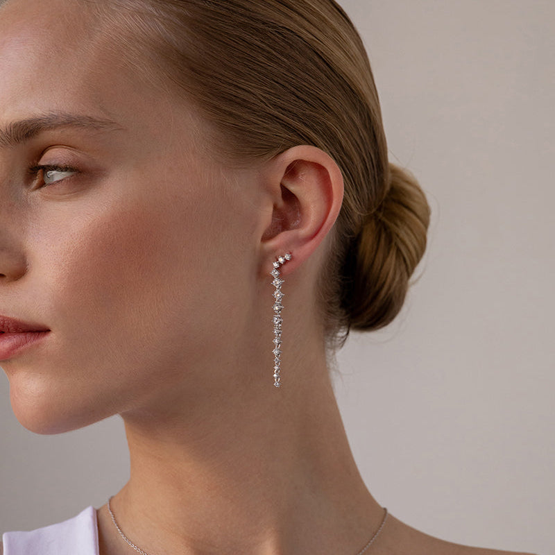 Pendientes largos de plata brillantes estilo novia colgantes