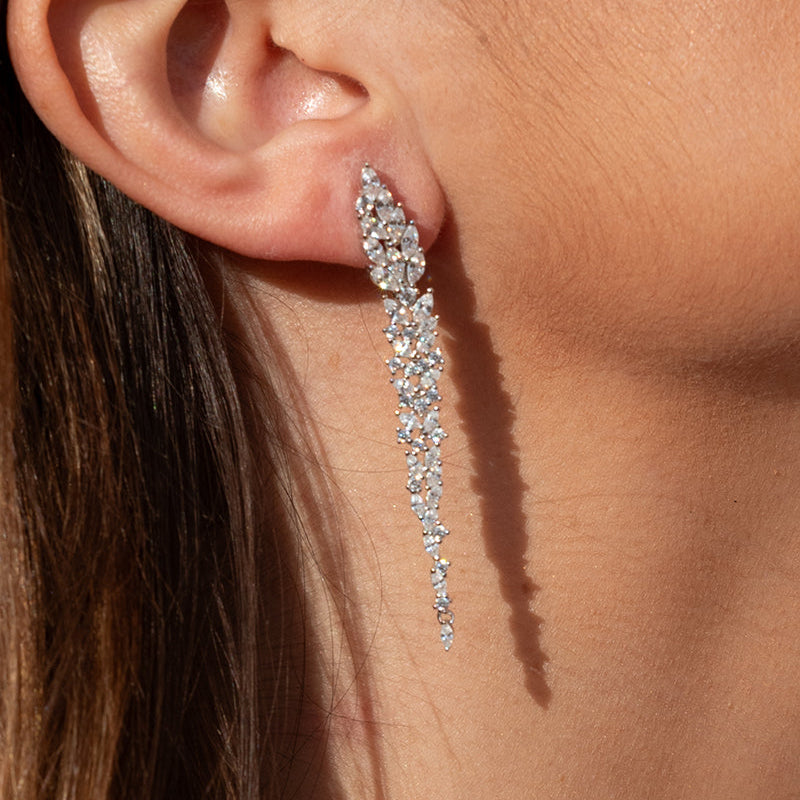 Pendientes Largos Novia con Circonitas Diseño Floral