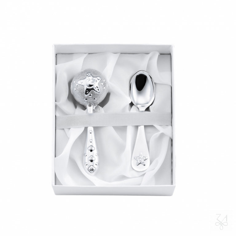 Kit de regalo de bebé modelo Estrella con sonajero y cuchara de plata de ley en estuche