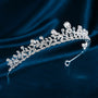 Tiara de novia con circonitas vista de perfil