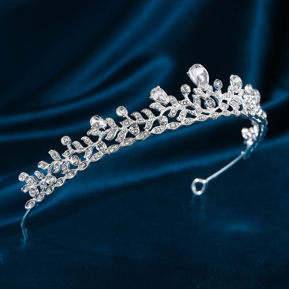Tiara de novia con circonitas vista de perfil