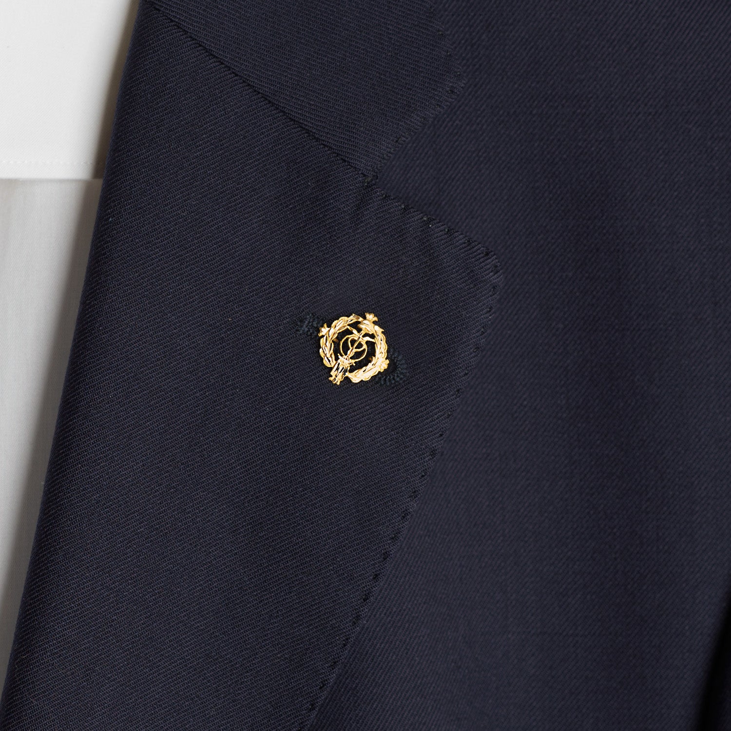 Insigne 18K Or Jaune Agent Commercial. 16 x 16 mm