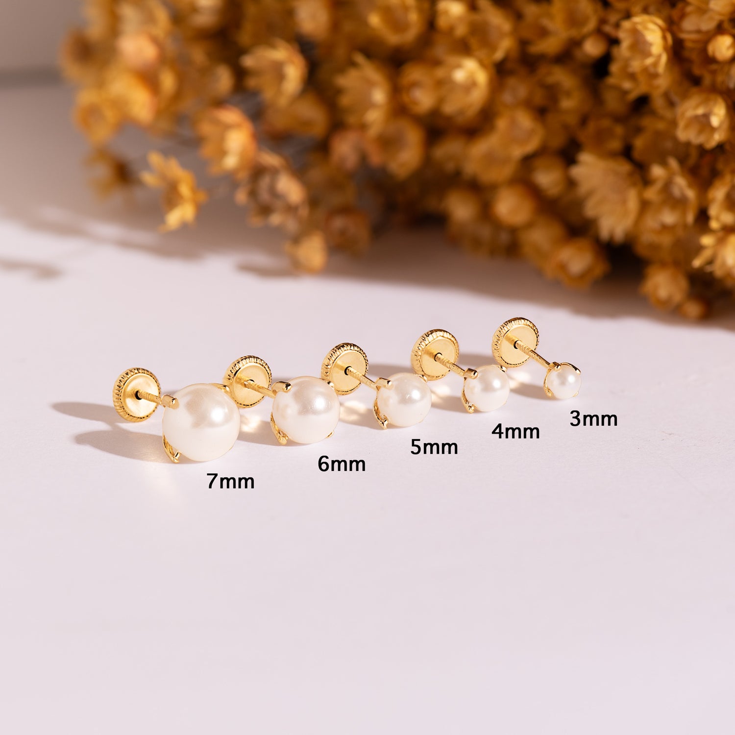 18K Yellow Gold Earrings 4 Prongs 3mm Pearls. Nut Closure