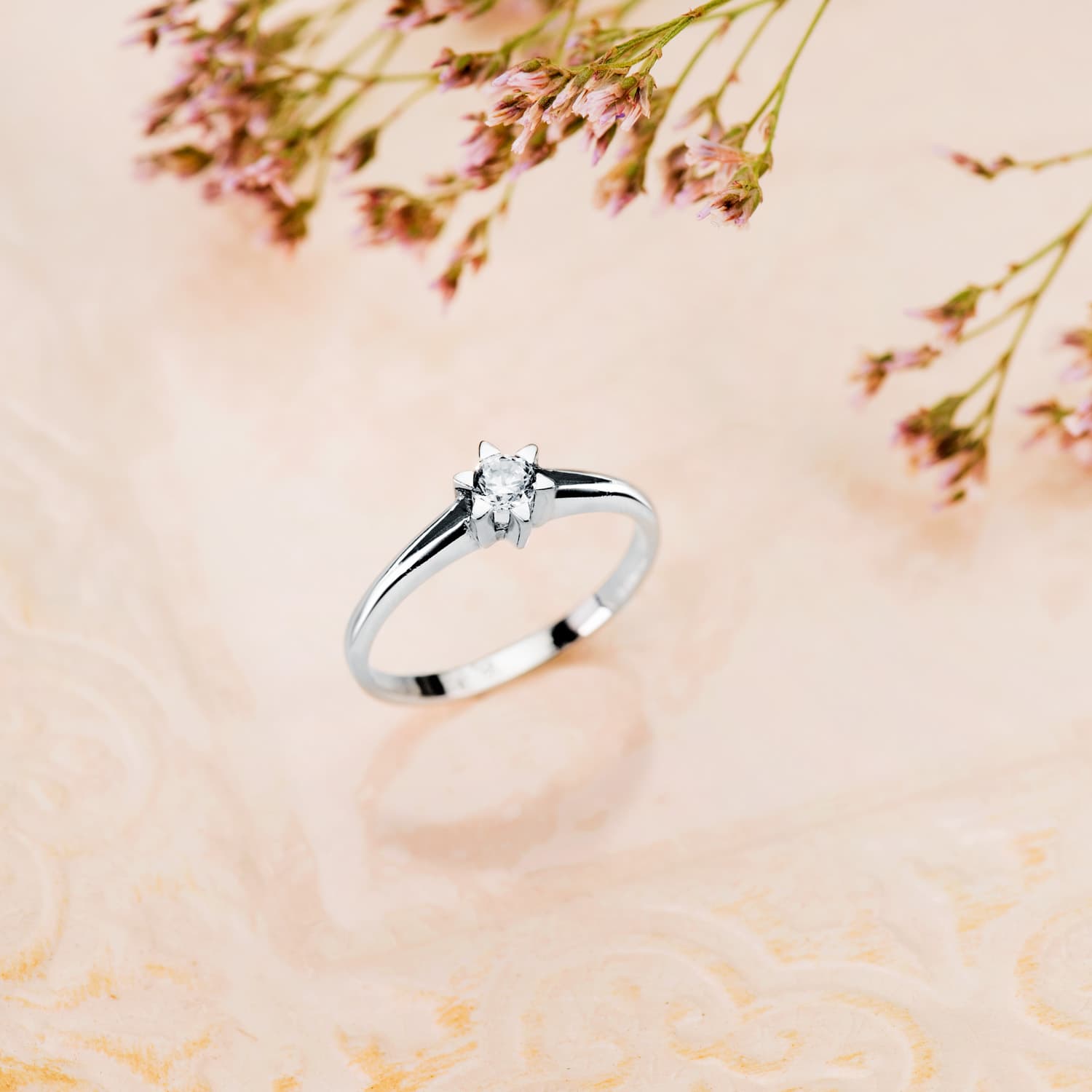 18K Solitario Diamante Talla Brillante Oro Blanco 0.200 Qts. Si-H