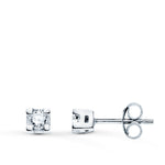 Boucles d'oreilles en or blanc 18 carats avec diamants taille brillant 0,20 Qts. Si-H