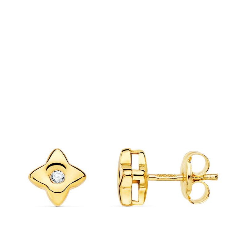 18K Yellow Gold Star Earrings 5.5x5.5 mm Diamond 0.040 Qt. G-Vs2.