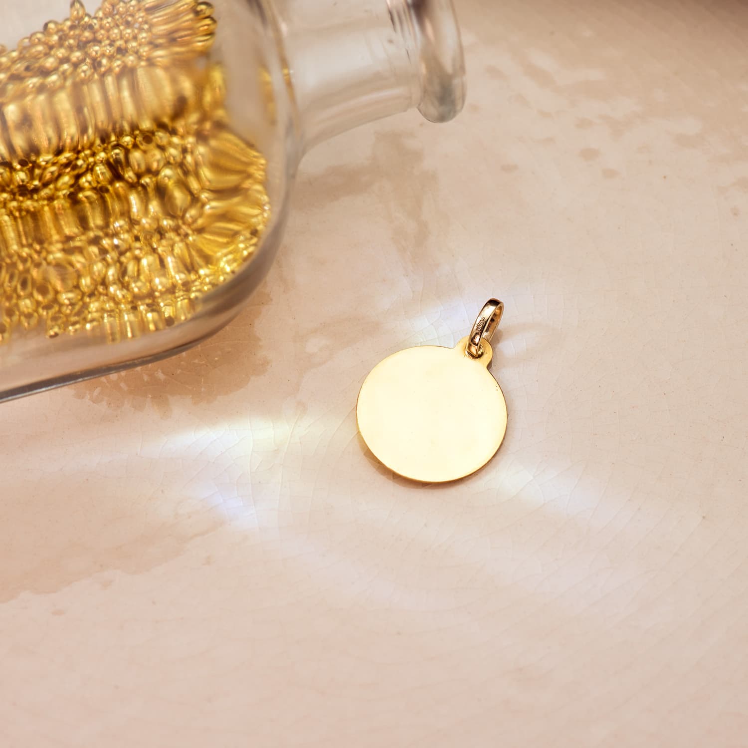 Médaille Vierge du Perpétuel Secours 18K Biseau 16 mm