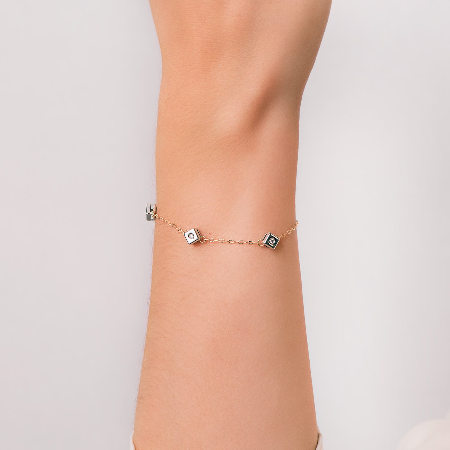 18K Bicolor Gold Bracelet Chaton Of 3 Rhombuses With Diamonds SI-H 0.045 Qts. 17 cm