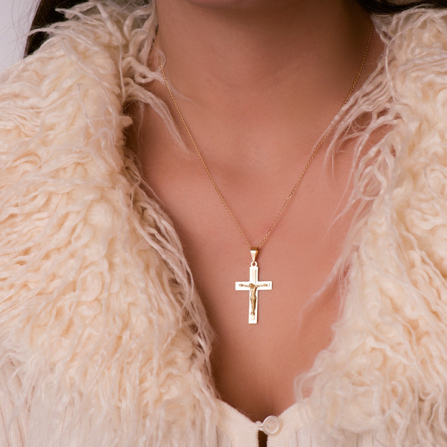 18K Yellow Gold Cross Glossy and Matte With Christ 32x20 mm