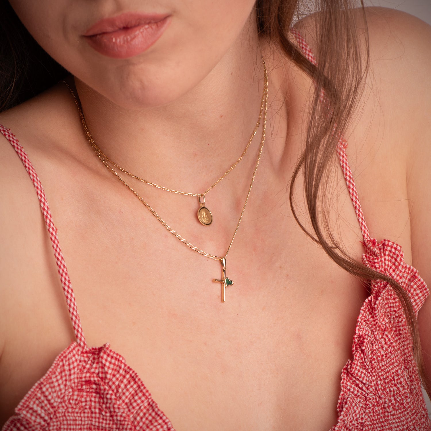 18K Yellow Gold Scapular Medal Bezel Virgin of Carmen and Heart of Jesus 10 mm