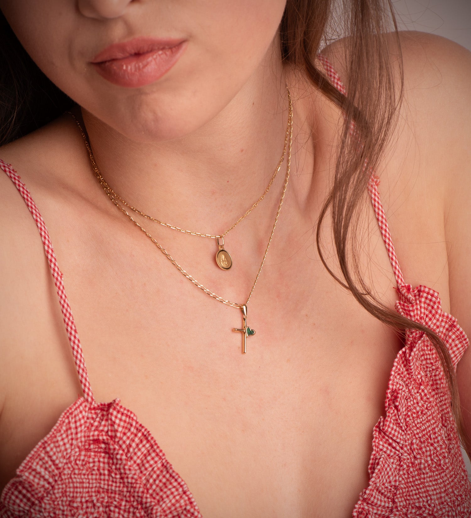 18K Yellow Gold Scapular Medal Bezel Virgin of Carmen and Heart of Jesus 10 mm