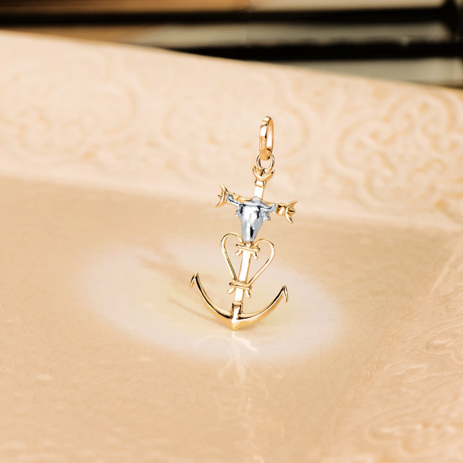 18K La Camarga Cross Bicolor Gold With Bull Head. 32 x 20 mm