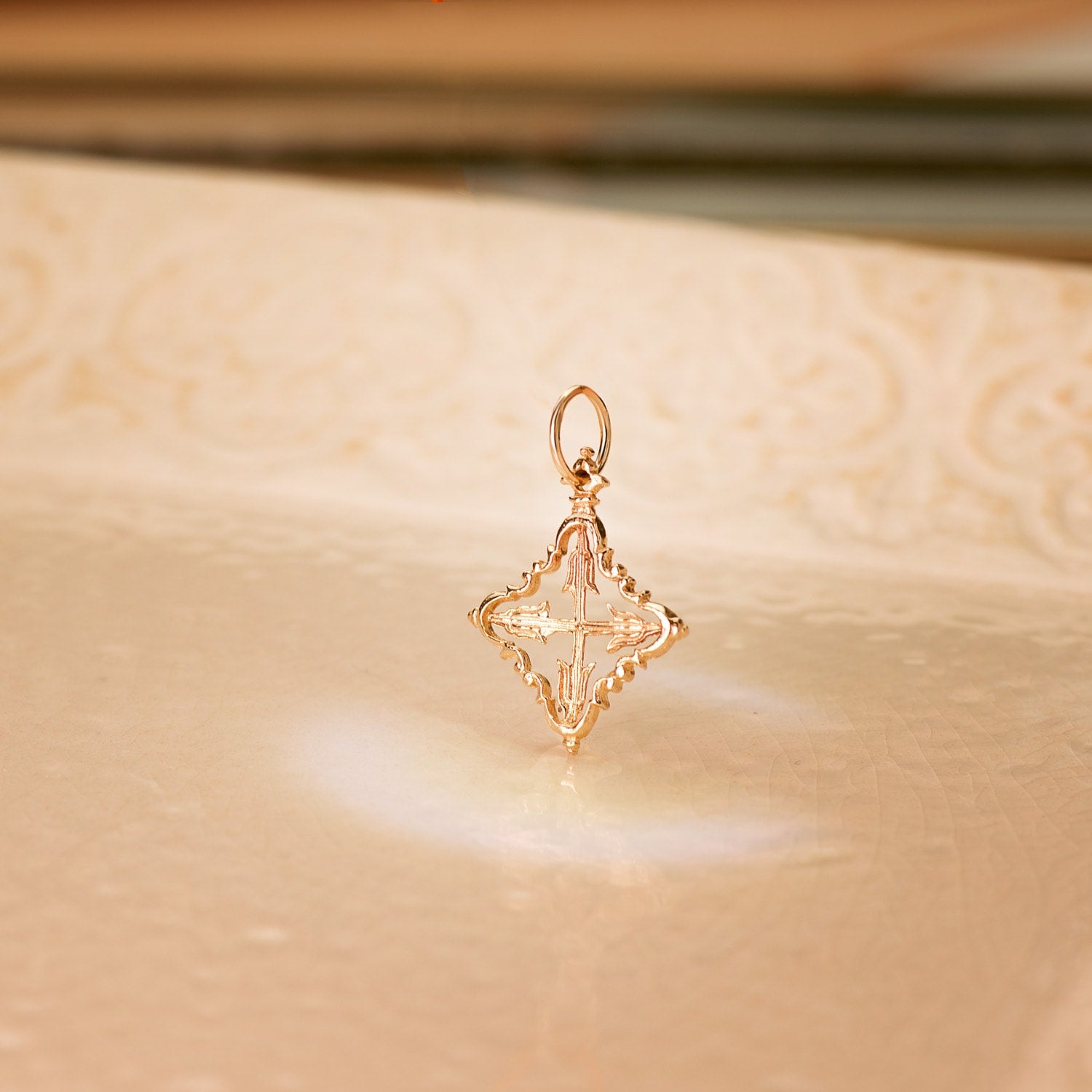 18K Yellow Gold Pendant Mallorcan Cross 22 x 18 mm