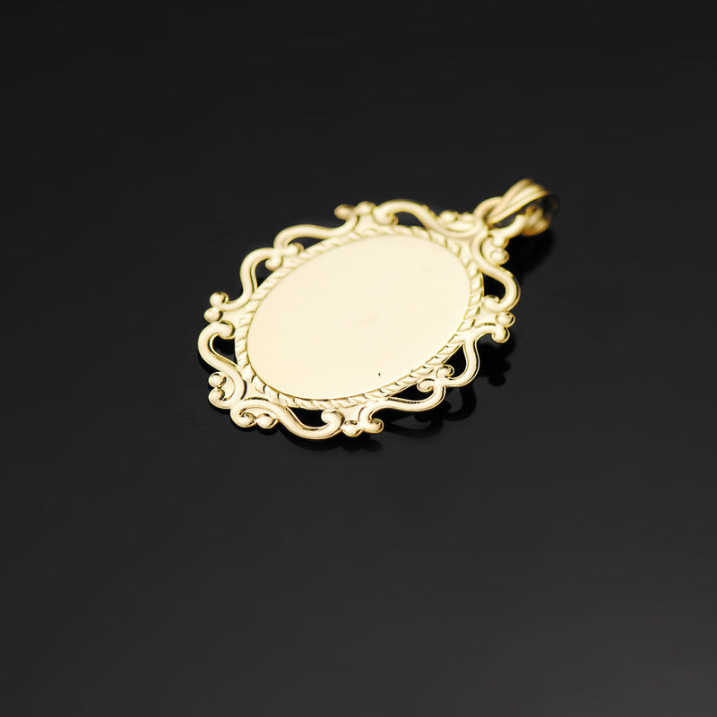 18K Medalla Virgen Niña Cerco Calado En Brillo 31x21 mm