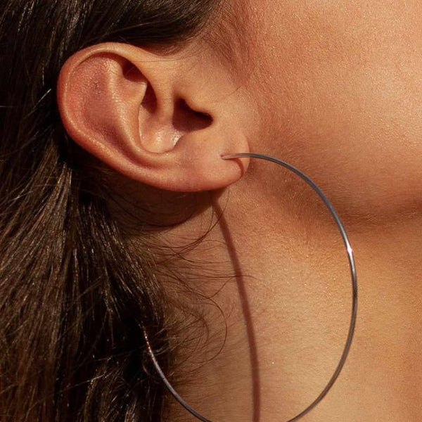 Large hoop earrings maxi fine design in smooth silver 85 mm