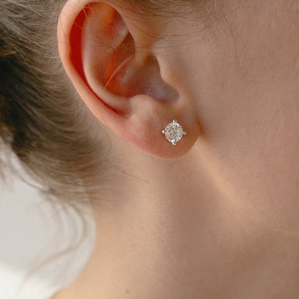 Small Earrings in Silver with Geometric Design and Zirconia 6.3 mm