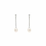 Long pearl earrings with movement and zirconia detail