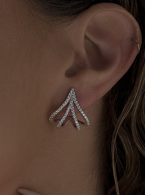 Original four-lane design earrings with zircons