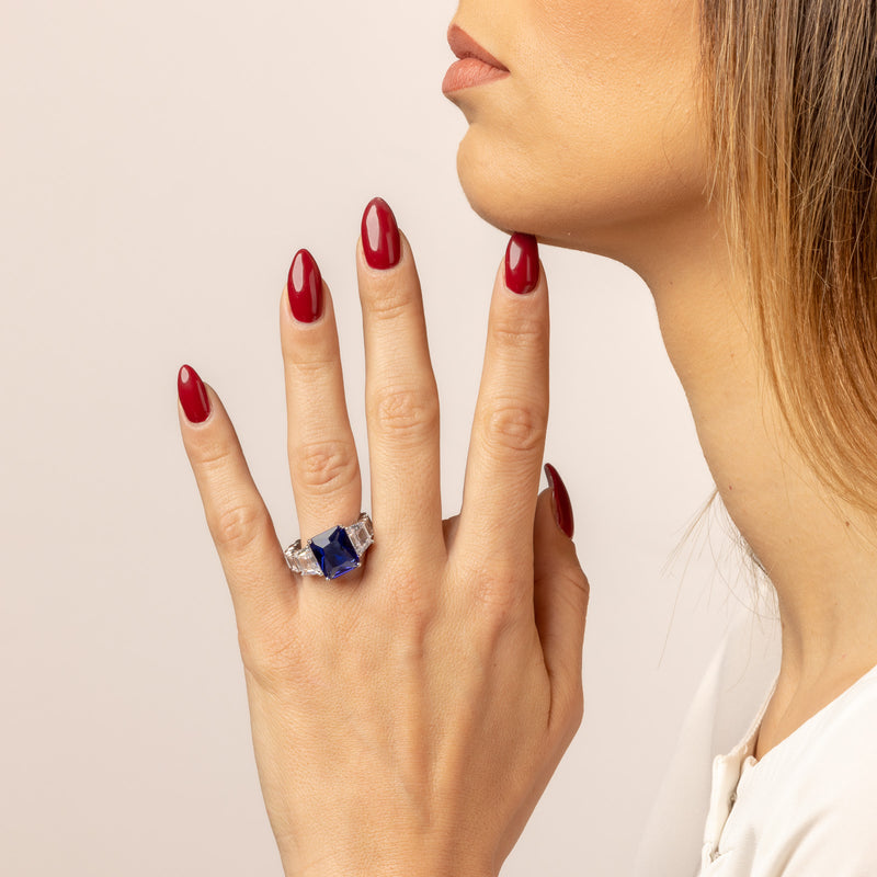 Baguette ring with rectangular sapphire solitaire