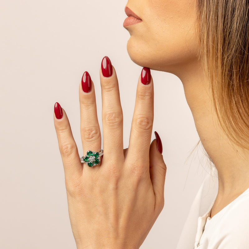Colorful Emerald Daisy Flower Ring