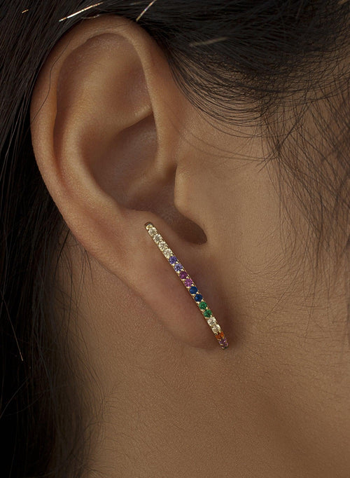 Climbing earrings with adamantine quartz rail design