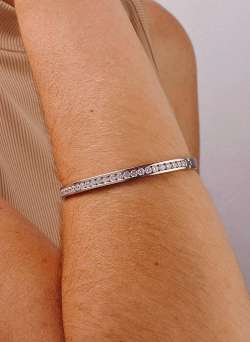 Fine Design Silver Slave Bracelet with Zircons